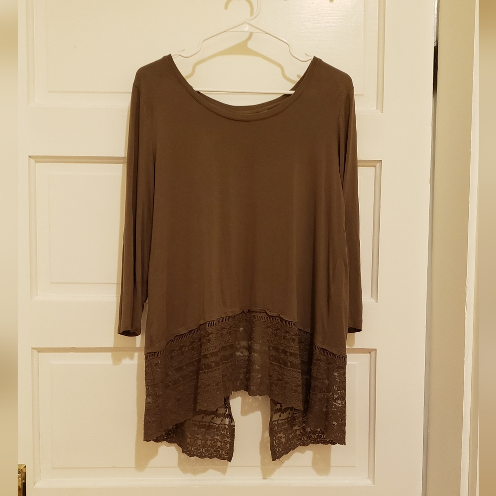 LOGO Lori Goldstein Olive Green Top